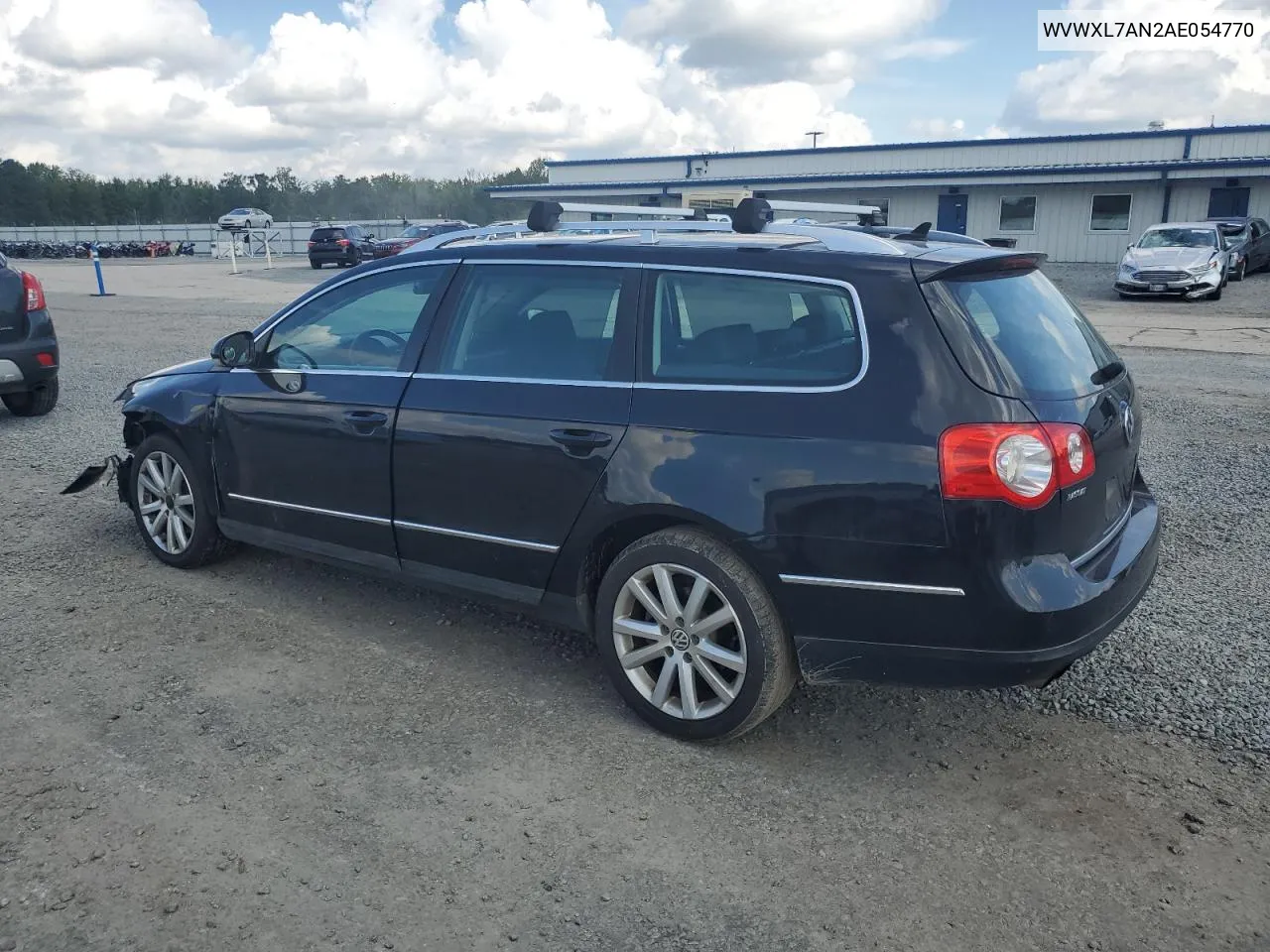 2010 Volkswagen Passat Komfort VIN: WVWXL7AN2AE054770 Lot: 71562074