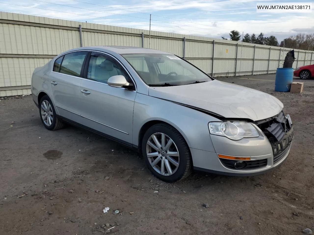 2010 Volkswagen Passat Komfort VIN: WVWJM7AN2AE138171 Lot: 77907694