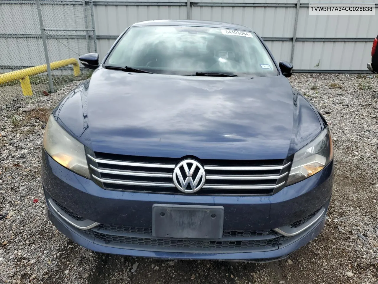 1VWBH7A34CC028838 2012 Volkswagen Passat Se