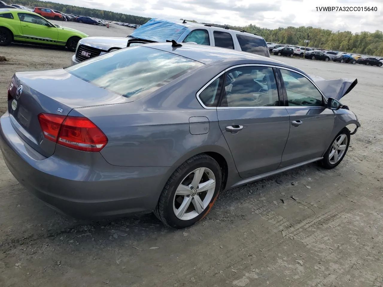 1VWBP7A32CC015640 2012 Volkswagen Passat Se