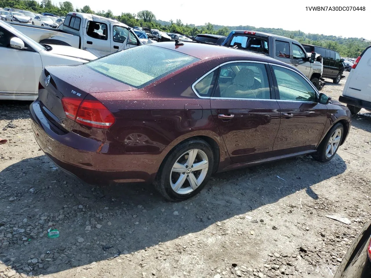 1VWBN7A30DC070448 2013 Volkswagen Passat Se