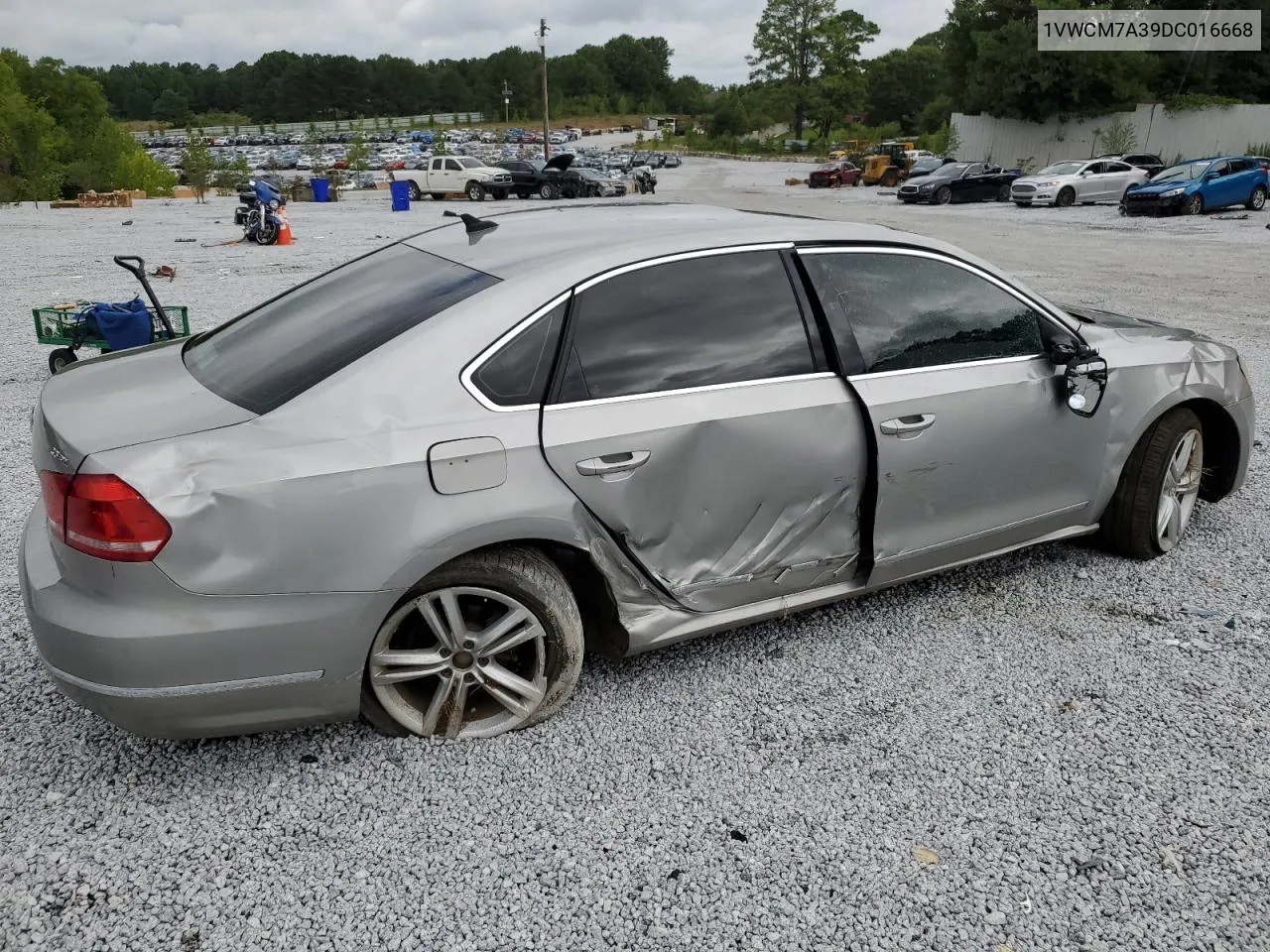 1VWCM7A39DC016668 2013 Volkswagen Passat Sel