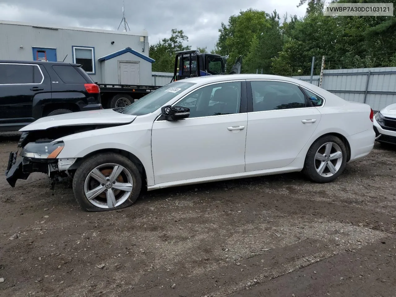 1VWBP7A30DC103121 2013 Volkswagen Passat Se