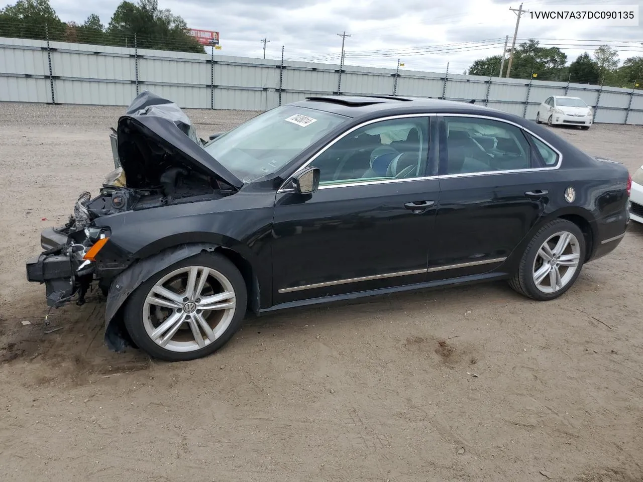 2013 Volkswagen Passat Sel VIN: 1VWCN7A37DC090135 Lot: 70438014