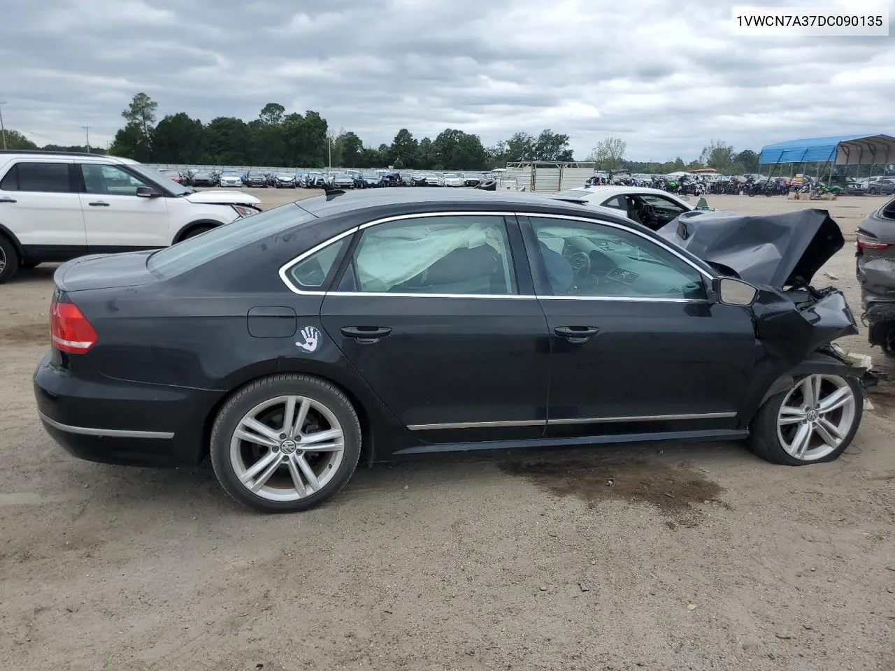 2013 Volkswagen Passat Sel VIN: 1VWCN7A37DC090135 Lot: 70438014