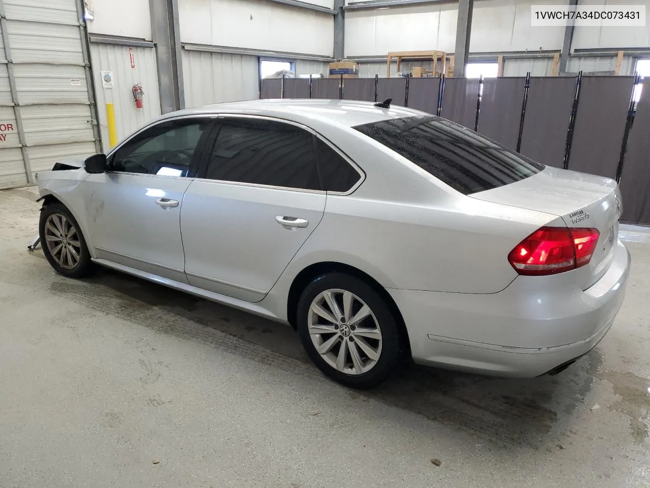 1VWCH7A34DC073431 2013 Volkswagen Passat Sel