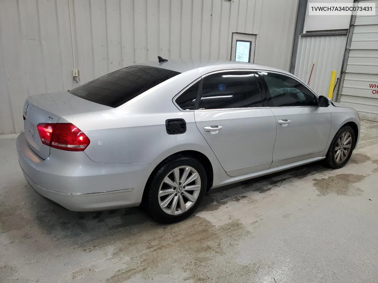 1VWCH7A34DC073431 2013 Volkswagen Passat Sel