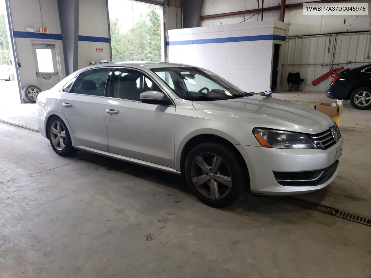 1VWBP7A37DC045976 2013 Volkswagen Passat Se