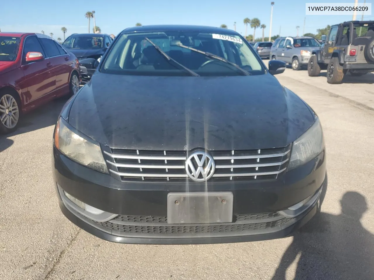 2013 Volkswagen Passat Sel VIN: 1VWCP7A38DC066209 Lot: 74219634