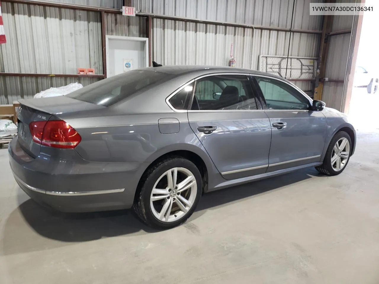 2013 Volkswagen Passat Sel VIN: 1VWCN7A30DC136341 Lot: 76087694