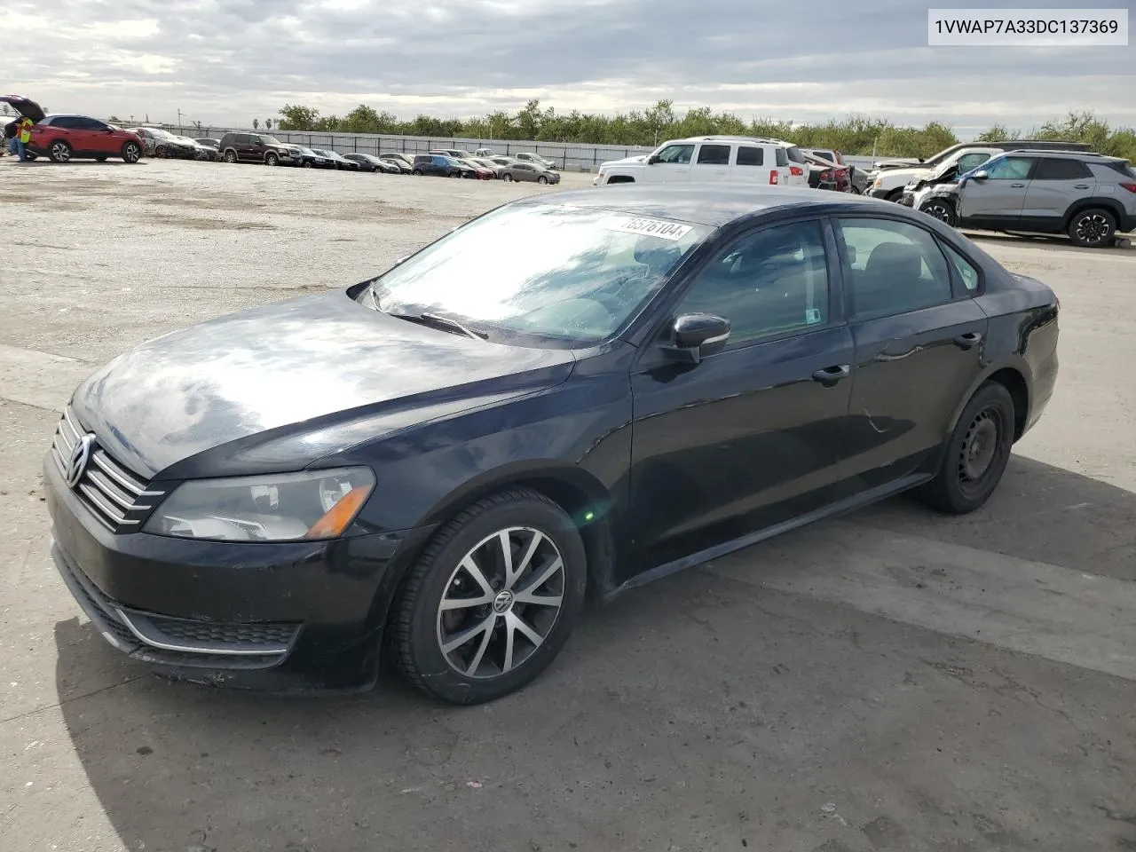 2013 Volkswagen Passat S VIN: 1VWAP7A33DC137369 Lot: 76576104