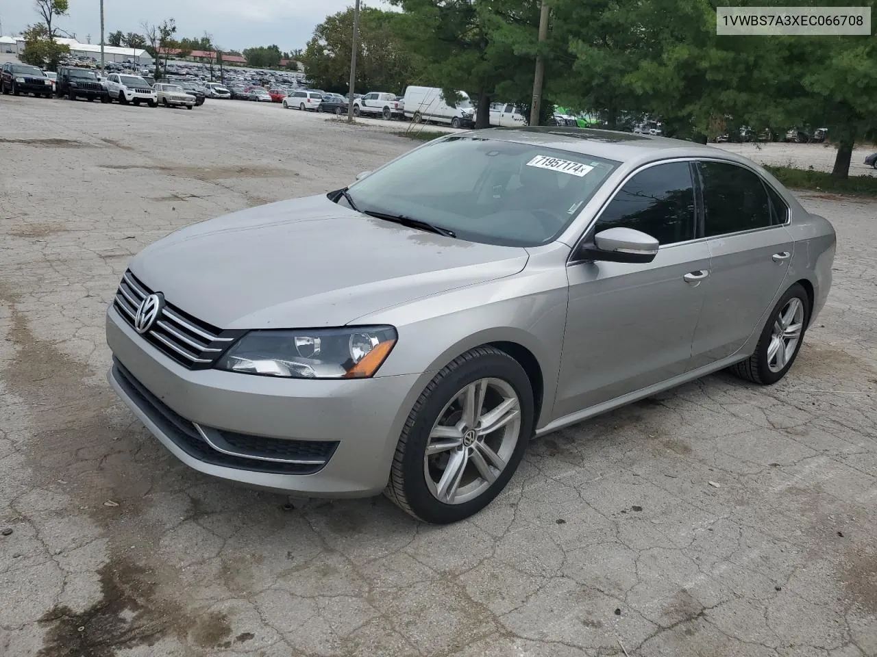 1VWBS7A3XEC066708 2014 Volkswagen Passat Se