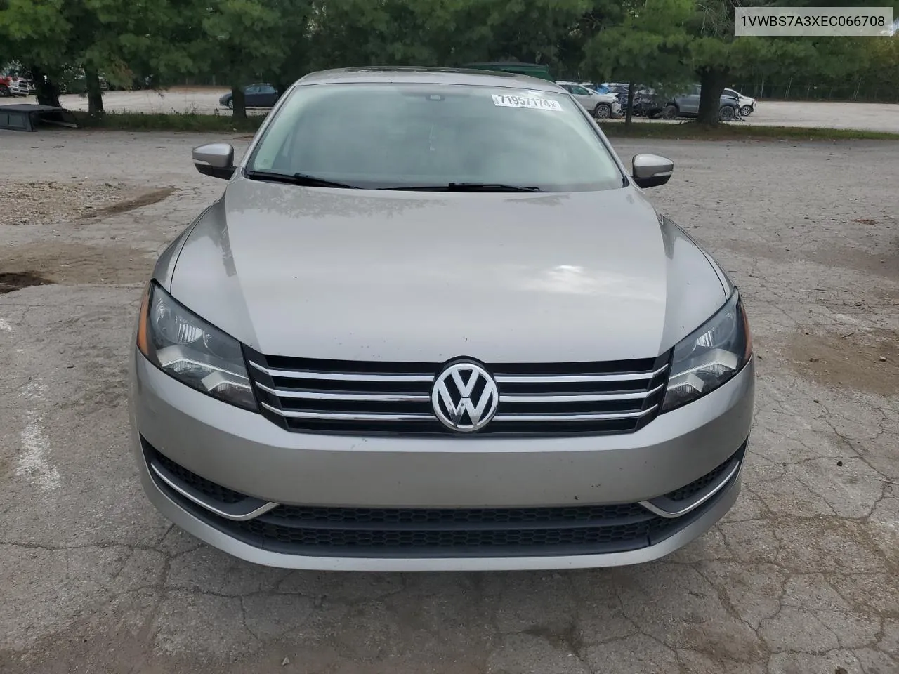 1VWBS7A3XEC066708 2014 Volkswagen Passat Se