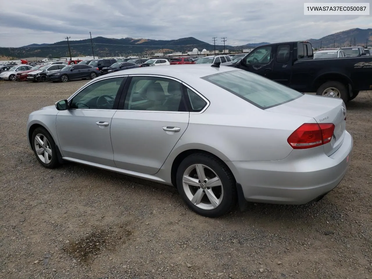 2014 Volkswagen Passat S VIN: 1VWAS7A37EC050087 Lot: 72045754