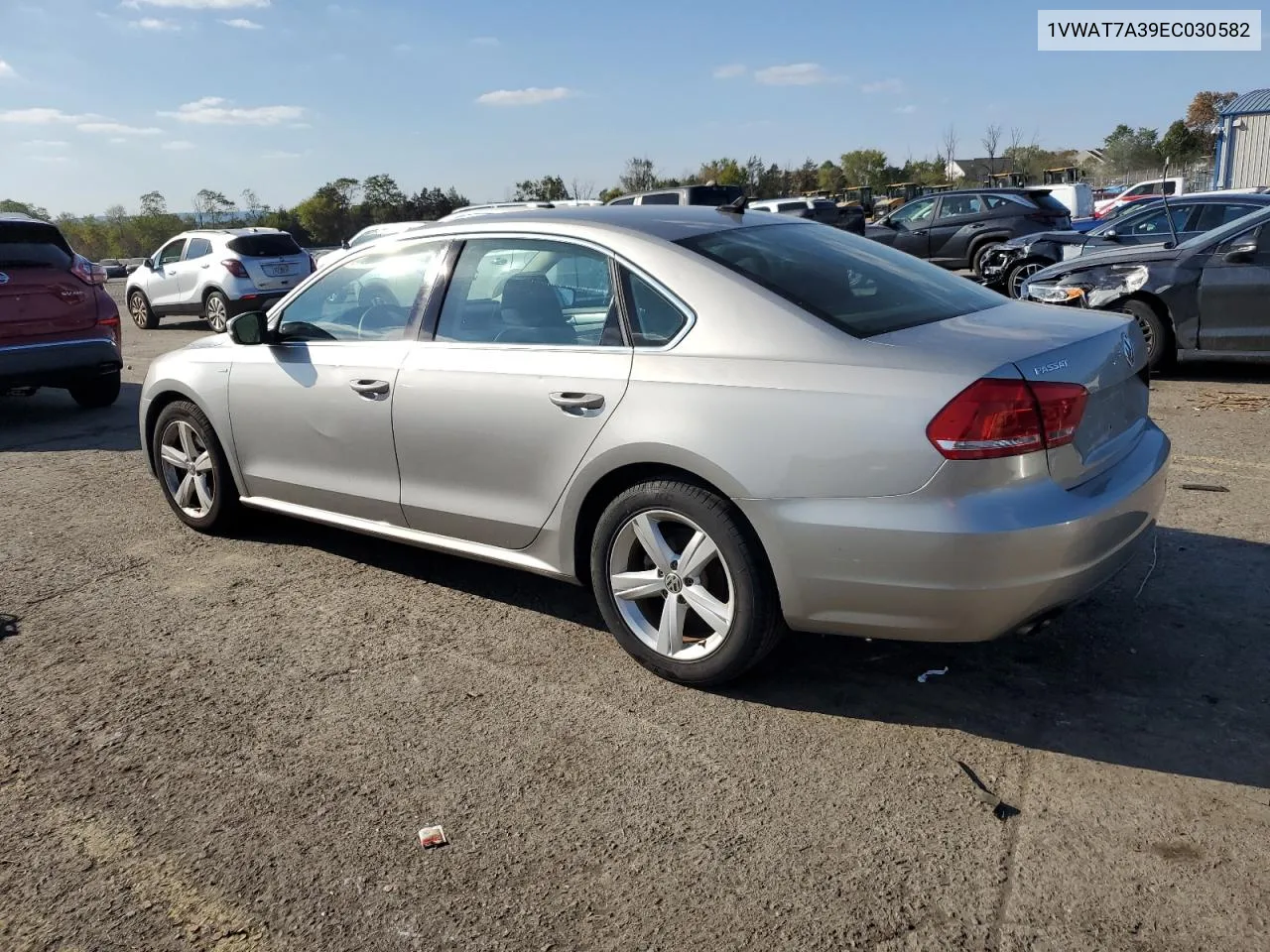 2014 Volkswagen Passat S VIN: 1VWAT7A39EC030582 Lot: 72998814