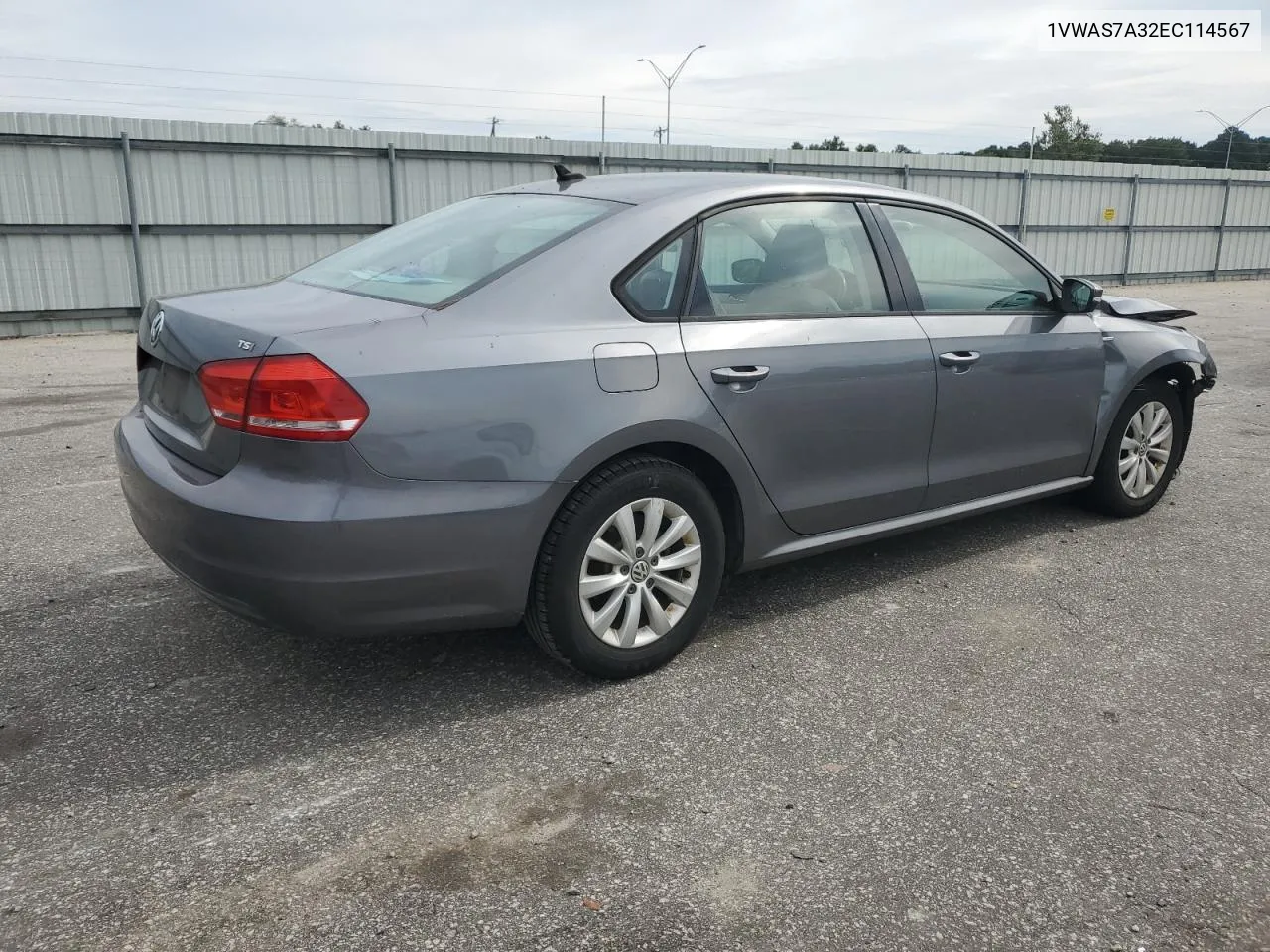 2014 Volkswagen Passat S VIN: 1VWAS7A32EC114567 Lot: 74621274