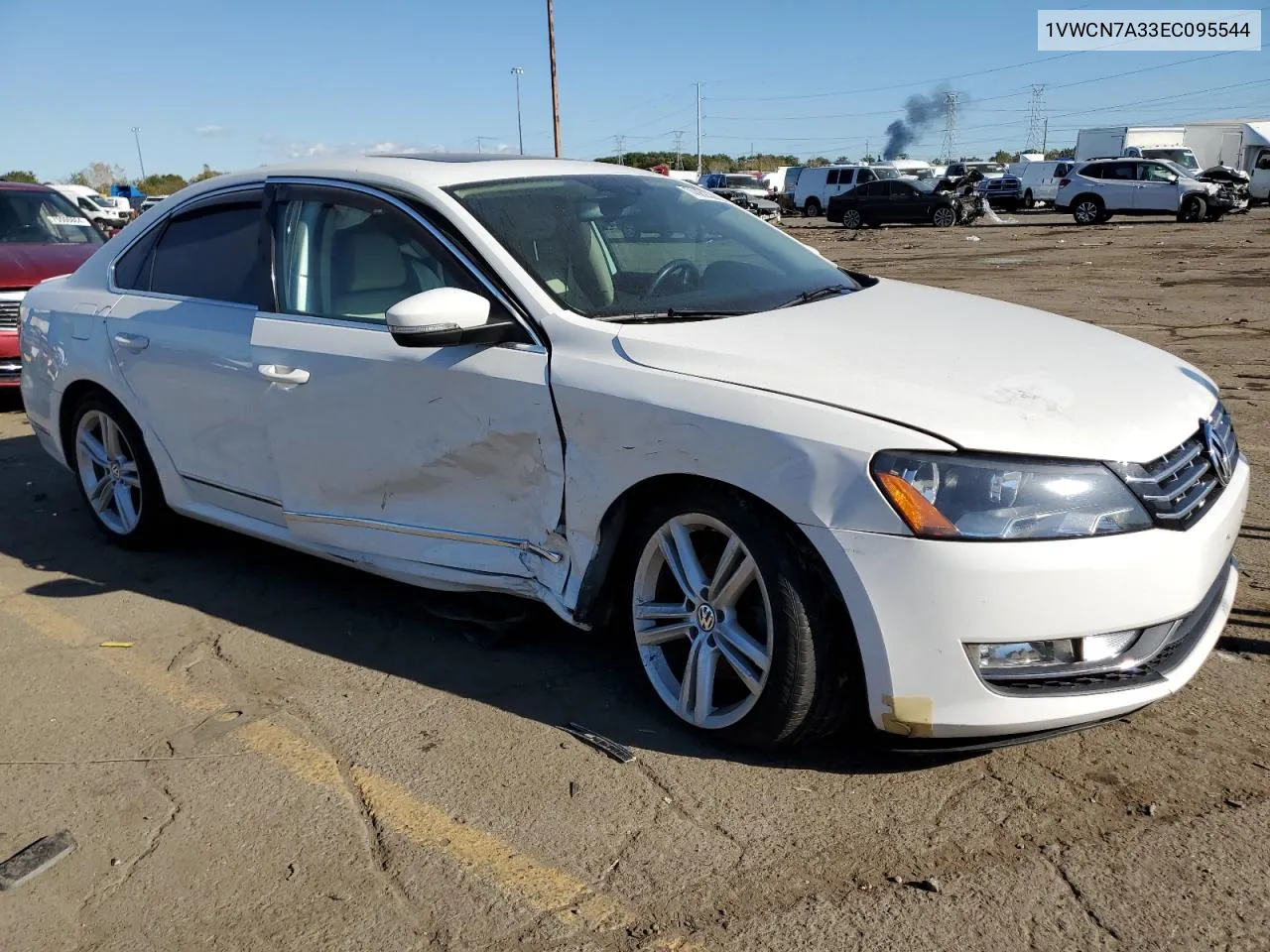 2014 Volkswagen Passat Sel VIN: 1VWCN7A33EC095544 Lot: 74689384