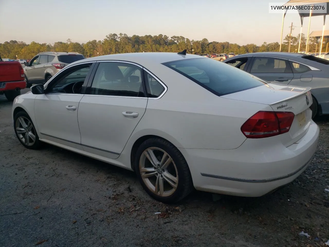 2014 Volkswagen Passat Sel VIN: 1VWCM7A36EC023076 Lot: 74904774