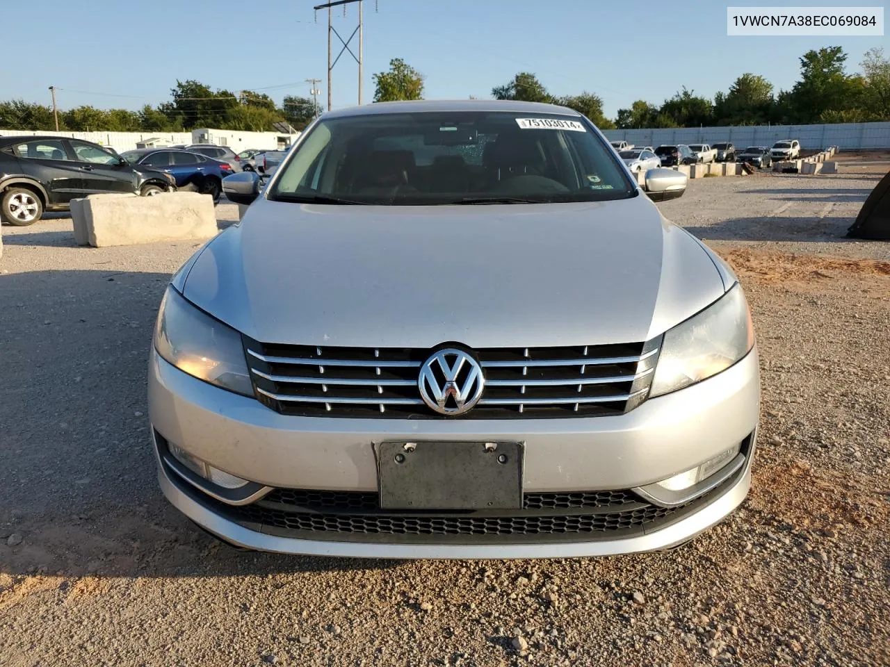 2014 Volkswagen Passat Sel VIN: 1VWCN7A38EC069084 Lot: 75103014