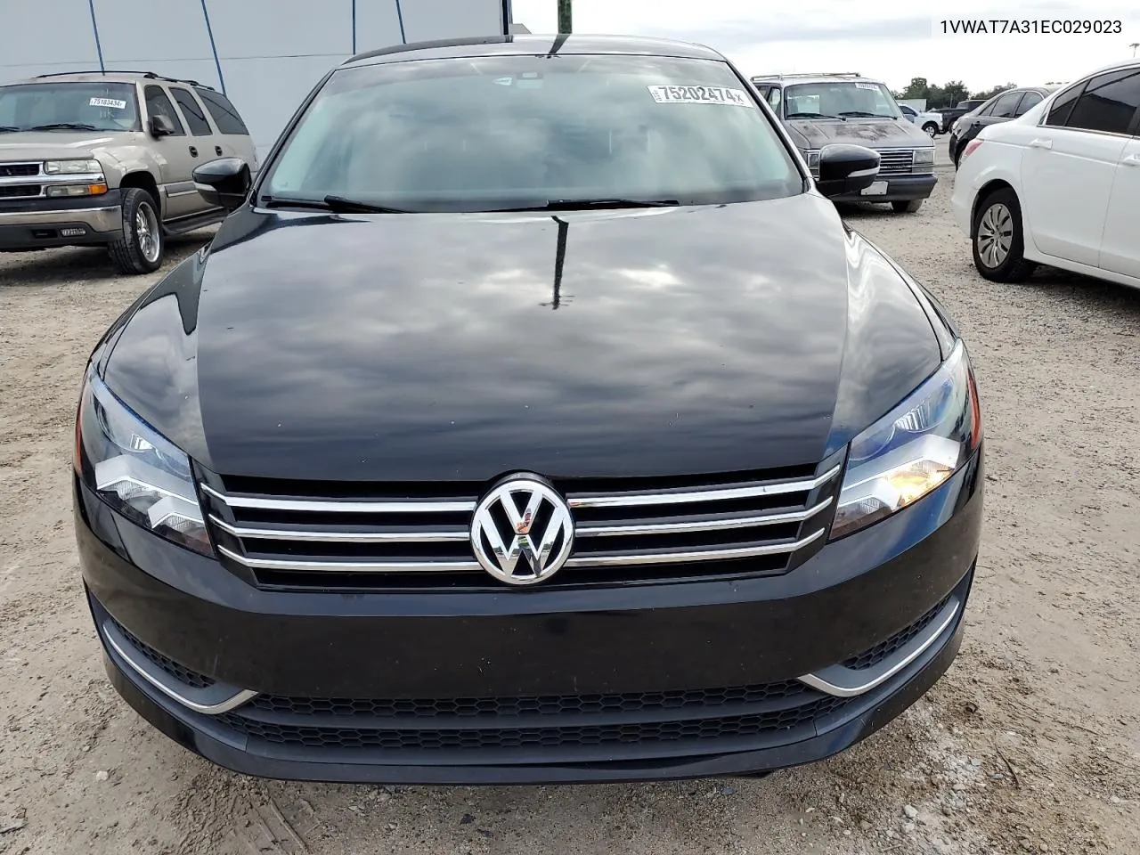 2014 Volkswagen Passat S VIN: 1VWAT7A31EC029023 Lot: 75202474