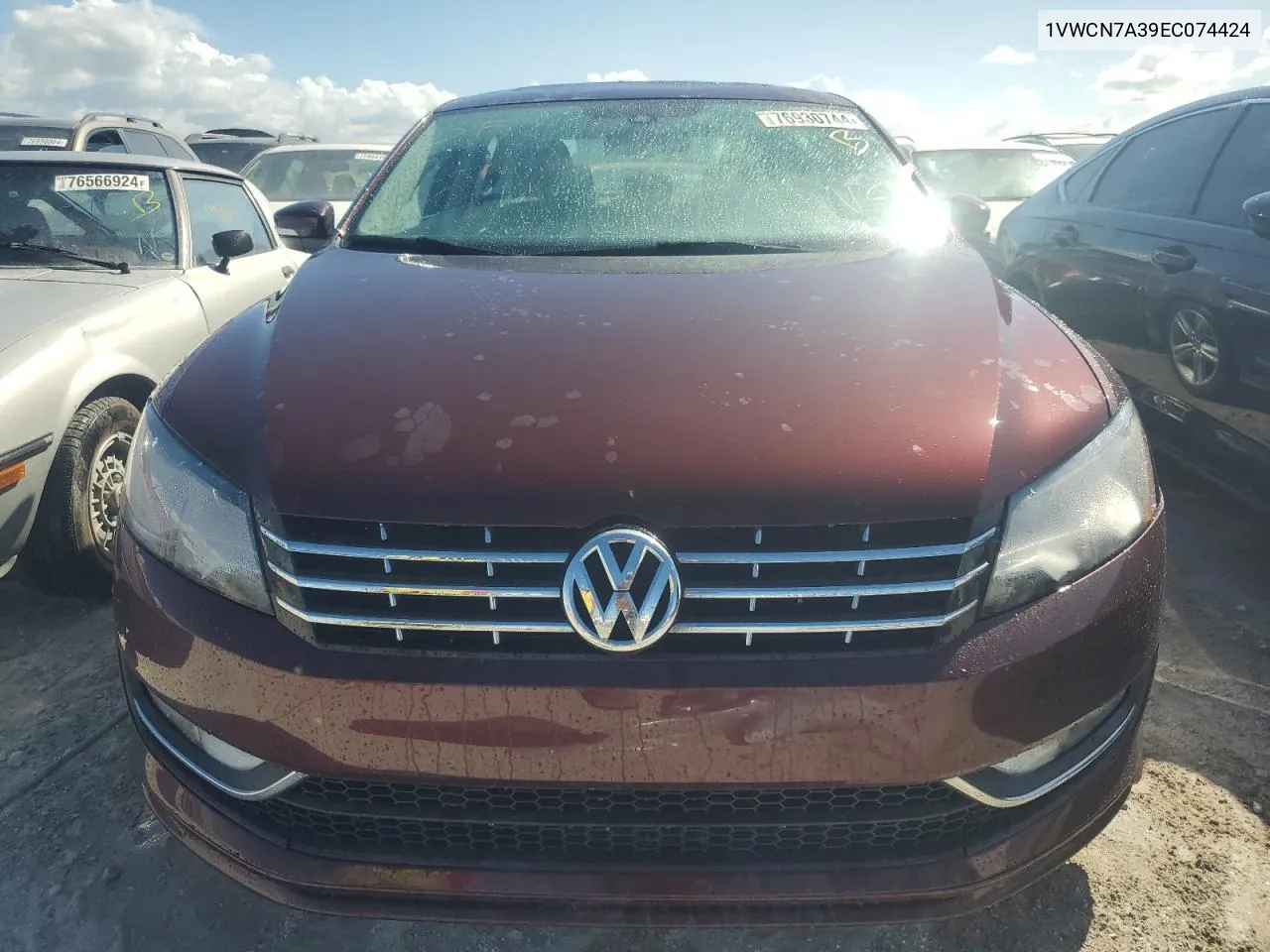 2014 Volkswagen Passat Sel VIN: 1VWCN7A39EC074424 Lot: 76930744