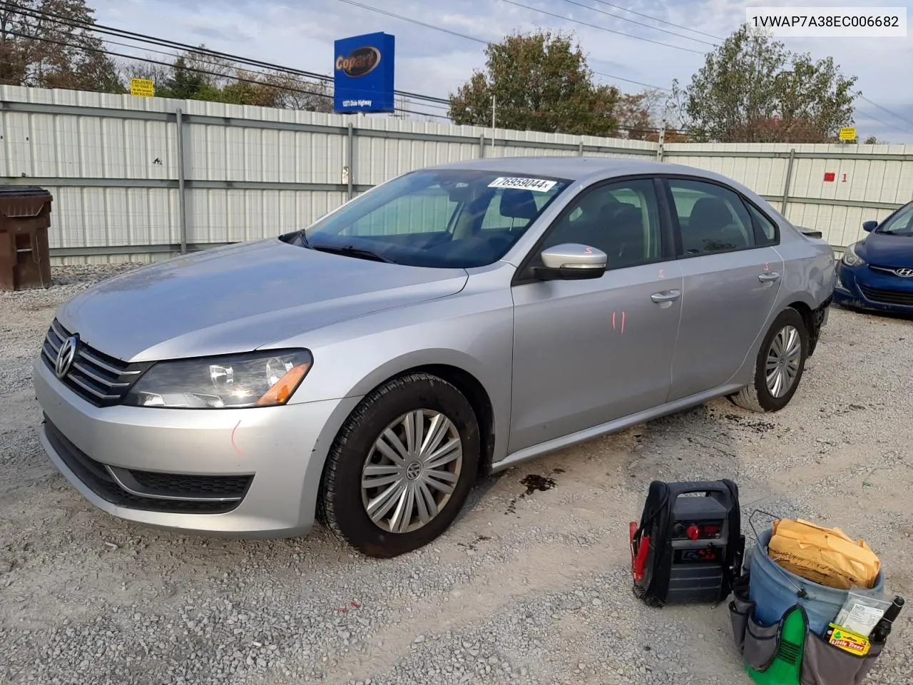 2014 Volkswagen Passat S VIN: 1VWAP7A38EC006682 Lot: 76959044