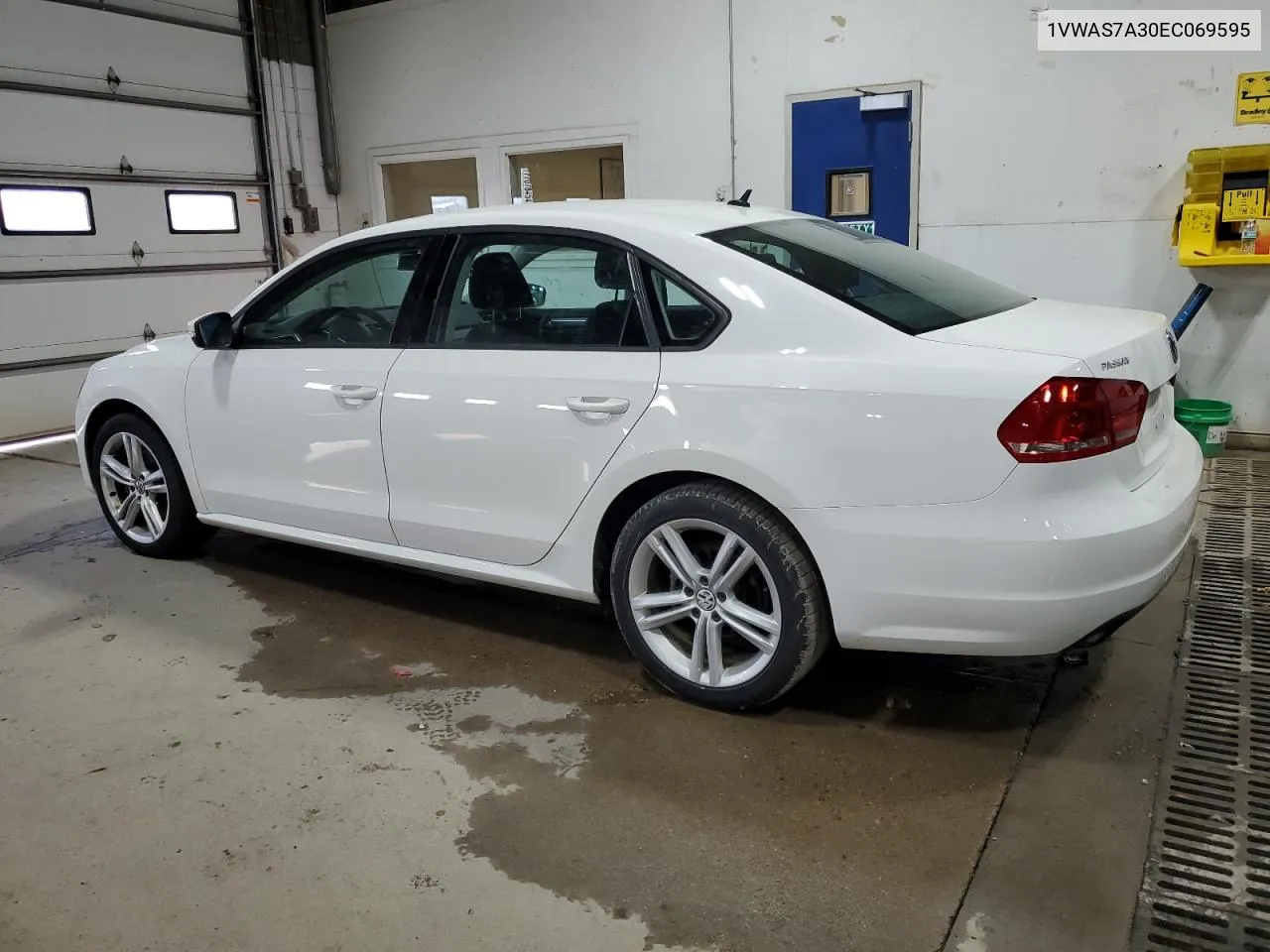 2014 Volkswagen Passat S VIN: 1VWAS7A30EC069595 Lot: 77775104