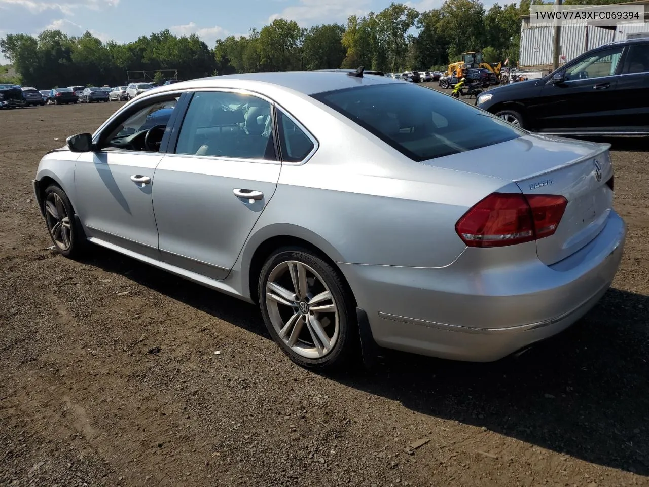 2015 Volkswagen Passat Sel VIN: 1VWCV7A3XFC069394 Lot: 68617564