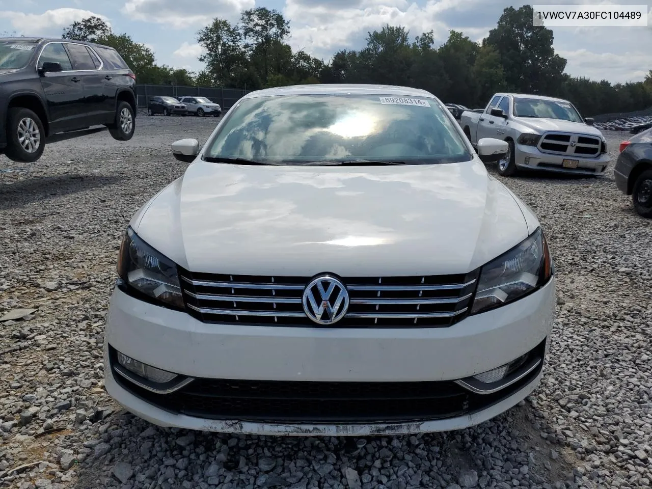 2015 Volkswagen Passat Sel VIN: 1VWCV7A30FC104489 Lot: 69208314