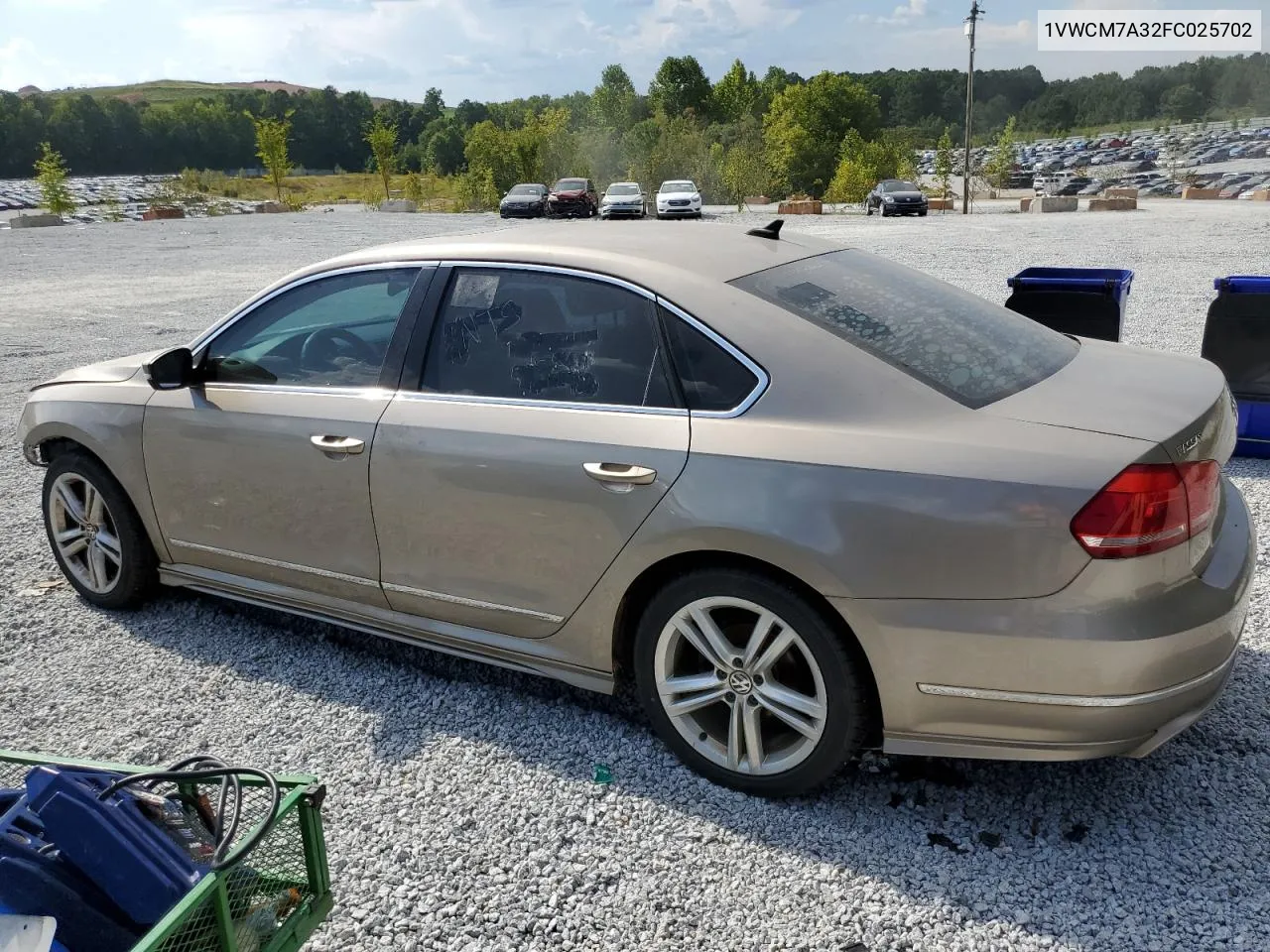 2015 Volkswagen Passat Sel VIN: 1VWCM7A32FC025702 Lot: 69584034