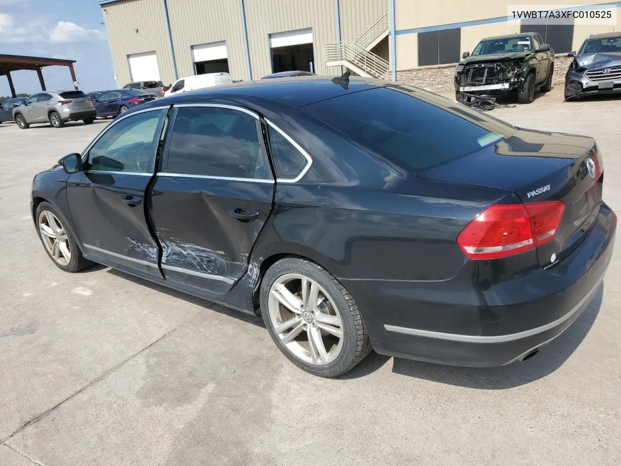 1VWBT7A3XFC010525 2015 Volkswagen Passat Se