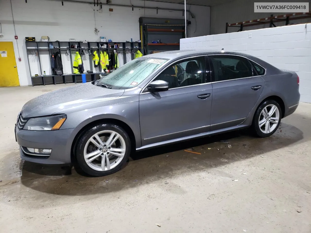 2015 Volkswagen Passat Sel VIN: 1VWCV7A36FC009418 Lot: 70638534