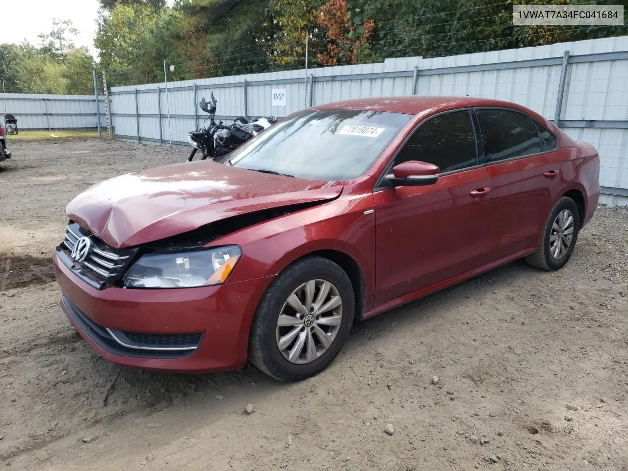 2015 Volkswagen Passat S VIN: 1VWAT7A34FC041684 Lot: 72019074