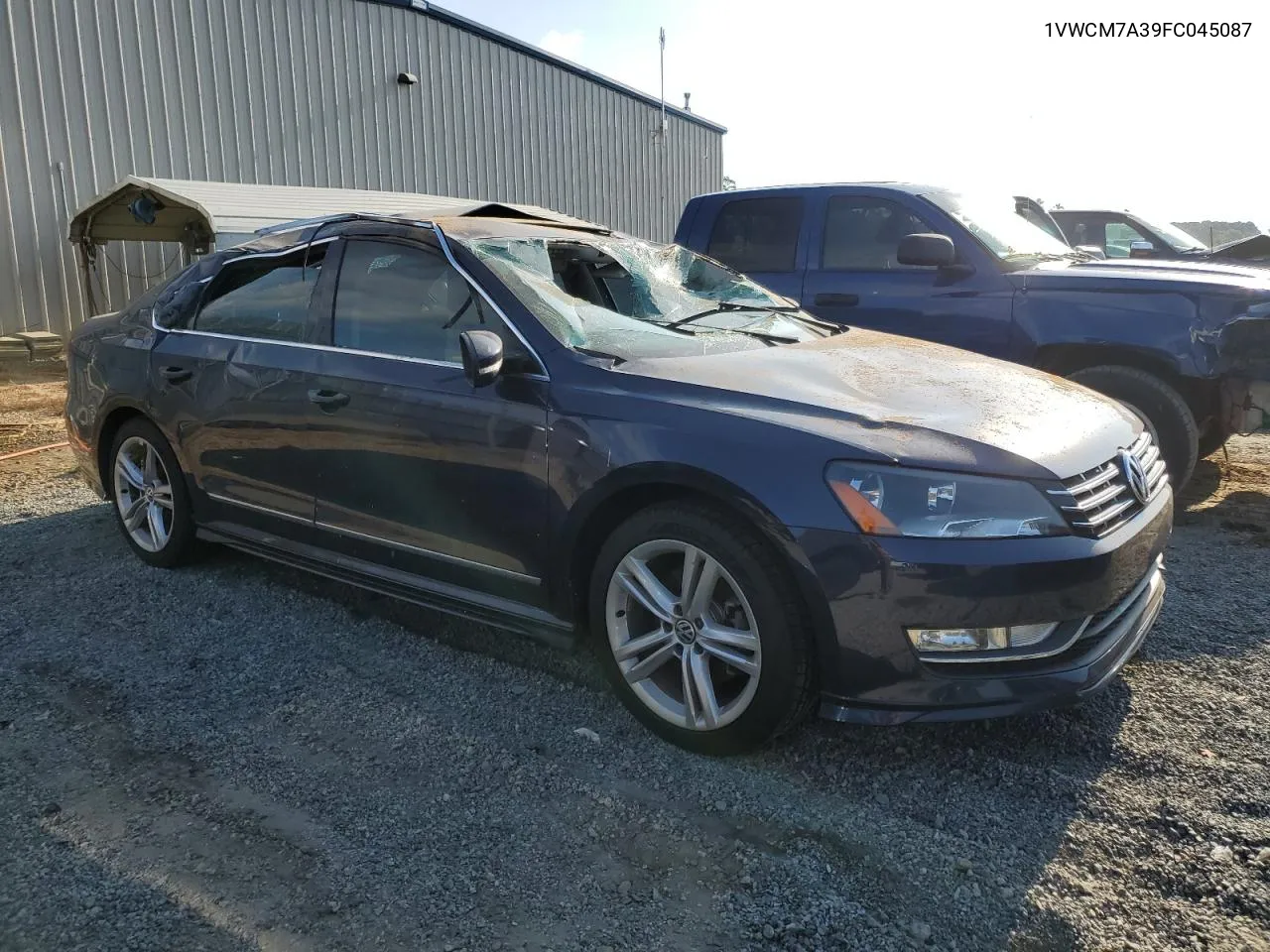 1VWCM7A39FC045087 2015 Volkswagen Passat Sel