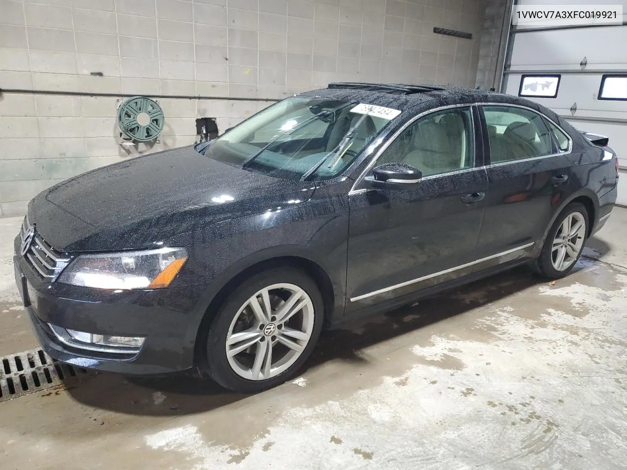 2015 Volkswagen Passat Sel VIN: 1VWCV7A3XFC019921 Lot: 78942484