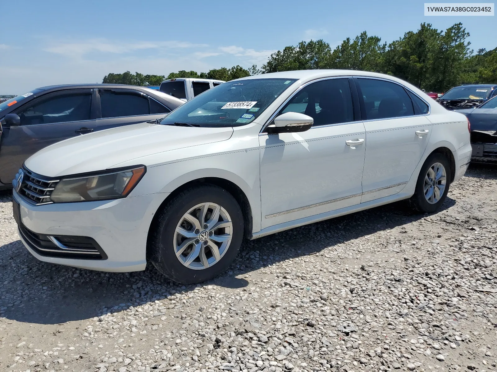 2016 Volkswagen Passat S VIN: 1VWAS7A38GC023452 Lot: 57338574