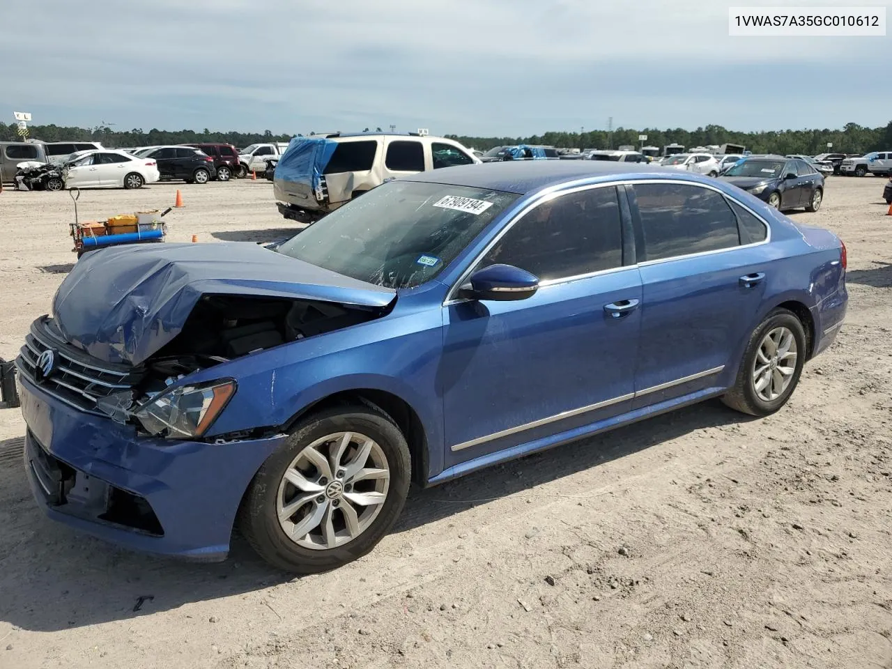 2016 Volkswagen Passat S VIN: 1VWAS7A35GC010612 Lot: 67909194