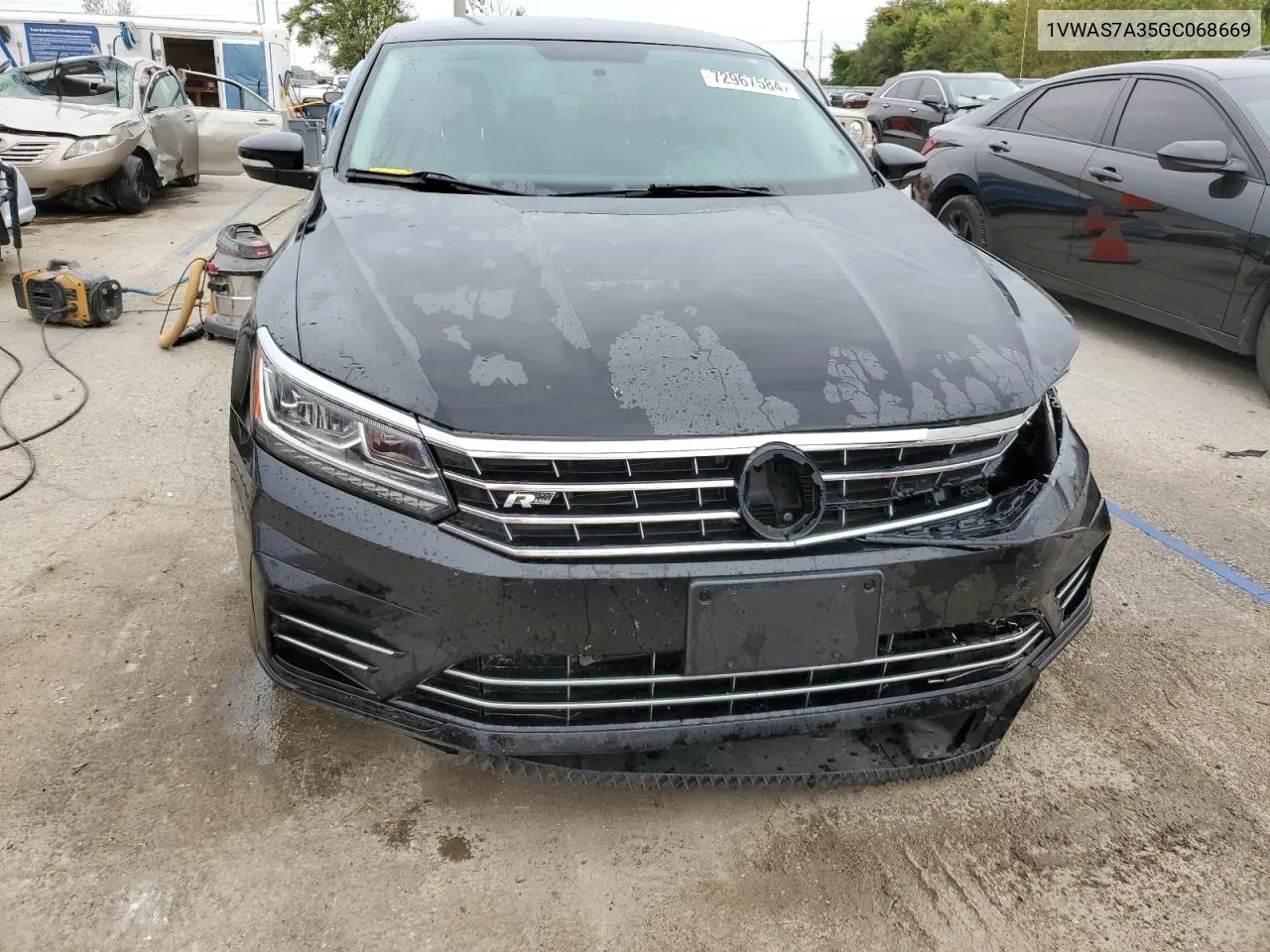 2016 Volkswagen Passat S VIN: 1VWAS7A35GC068669 Lot: 72967584