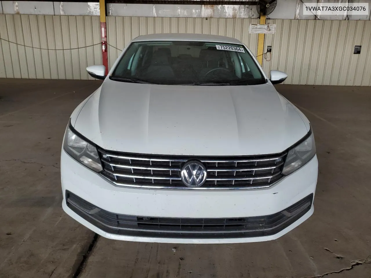 2016 Volkswagen Passat S VIN: 1VWAT7A3XGC034076 Lot: 75220364