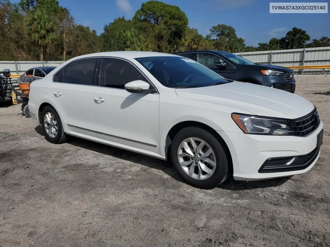 2016 Volkswagen Passat S VIN: 1VWAS7A3XGC025140 Lot: 76191534