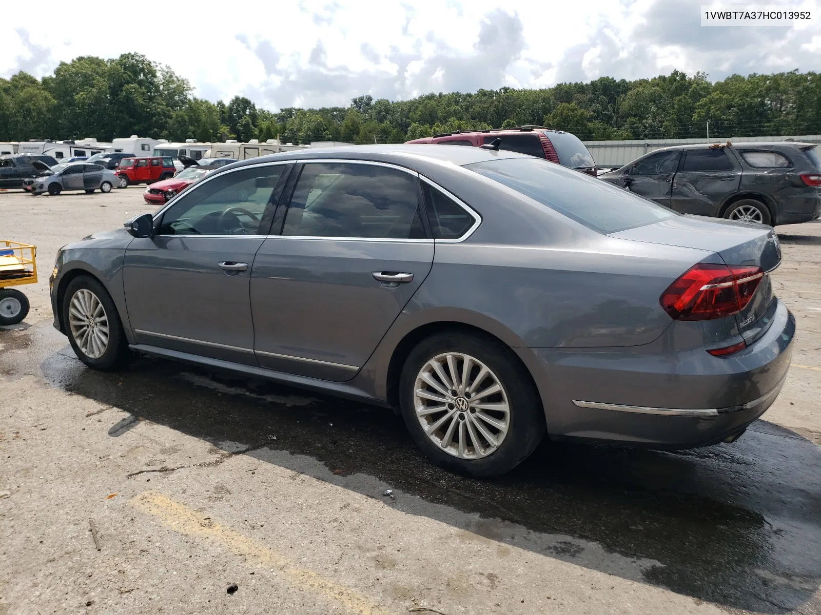 2017 Volkswagen Passat Se VIN: 1VWBT7A37HC013952 Lot: 62627324