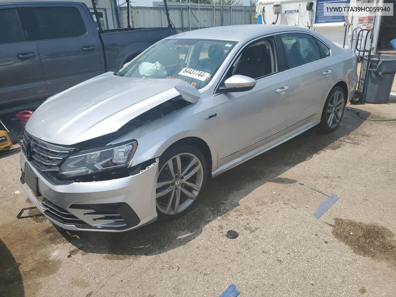 1VWDT7A39HC059940 2017 Volkswagen Passat R-Line