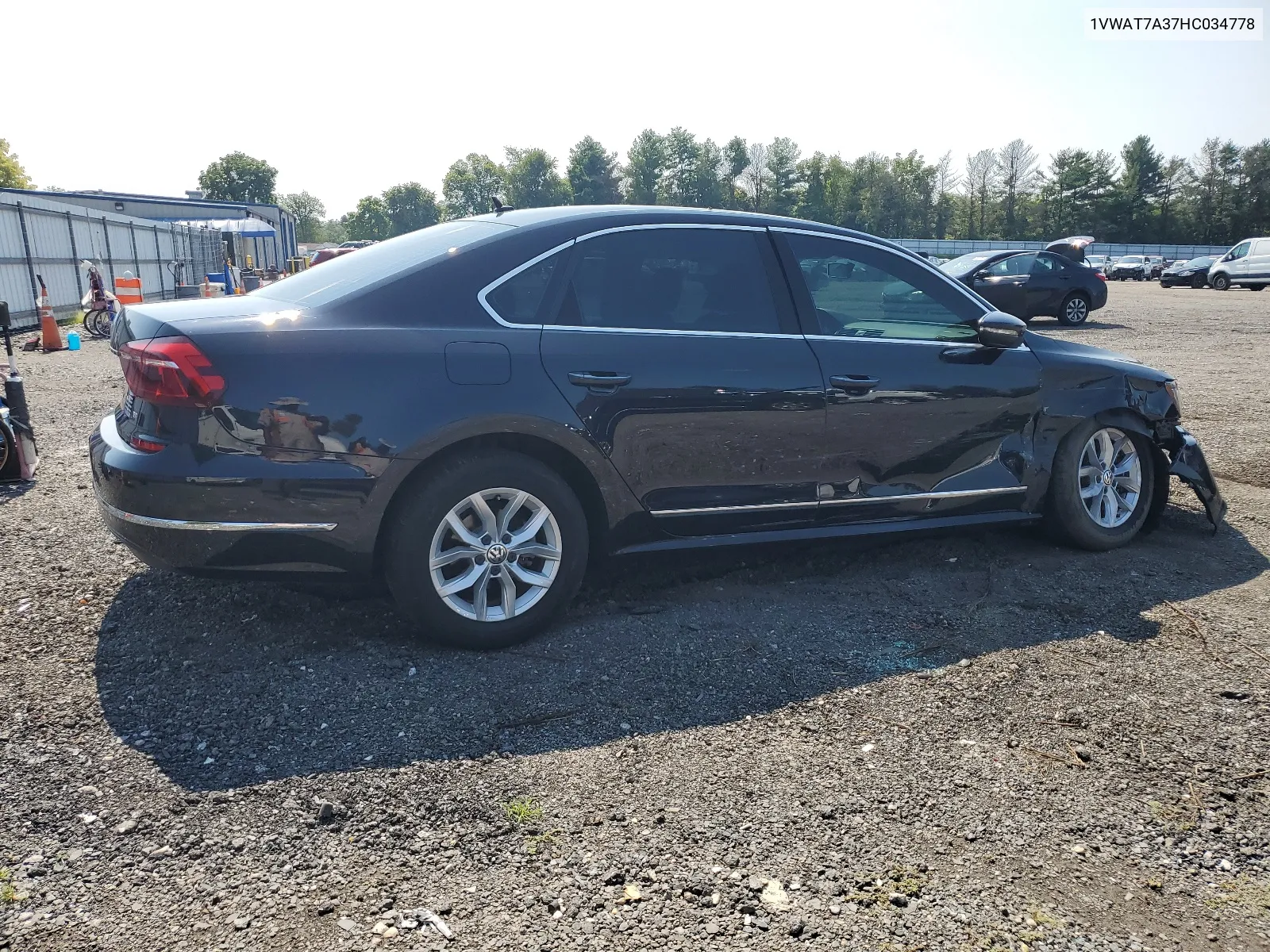 1VWAT7A37HC034778 2017 Volkswagen Passat S