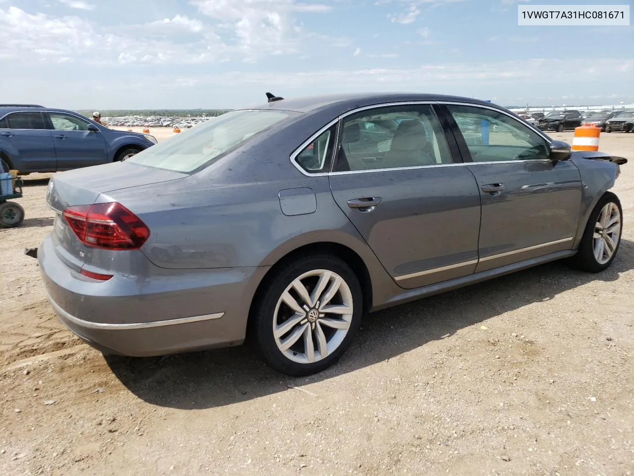 1VWGT7A31HC081671 2017 Volkswagen Passat Se