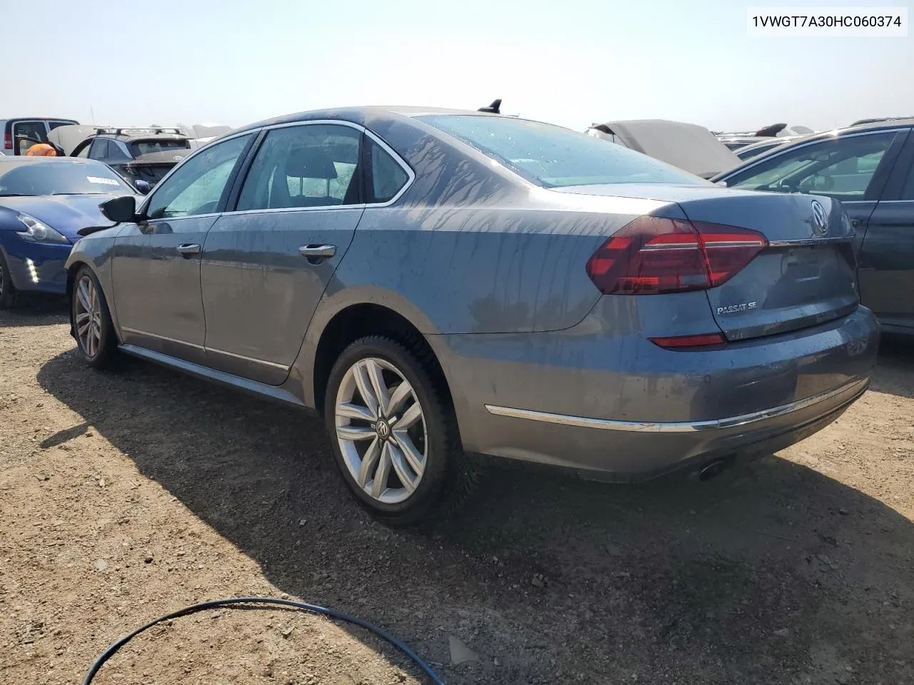 1VWGT7A30HC060374 2017 Volkswagen Passat Se