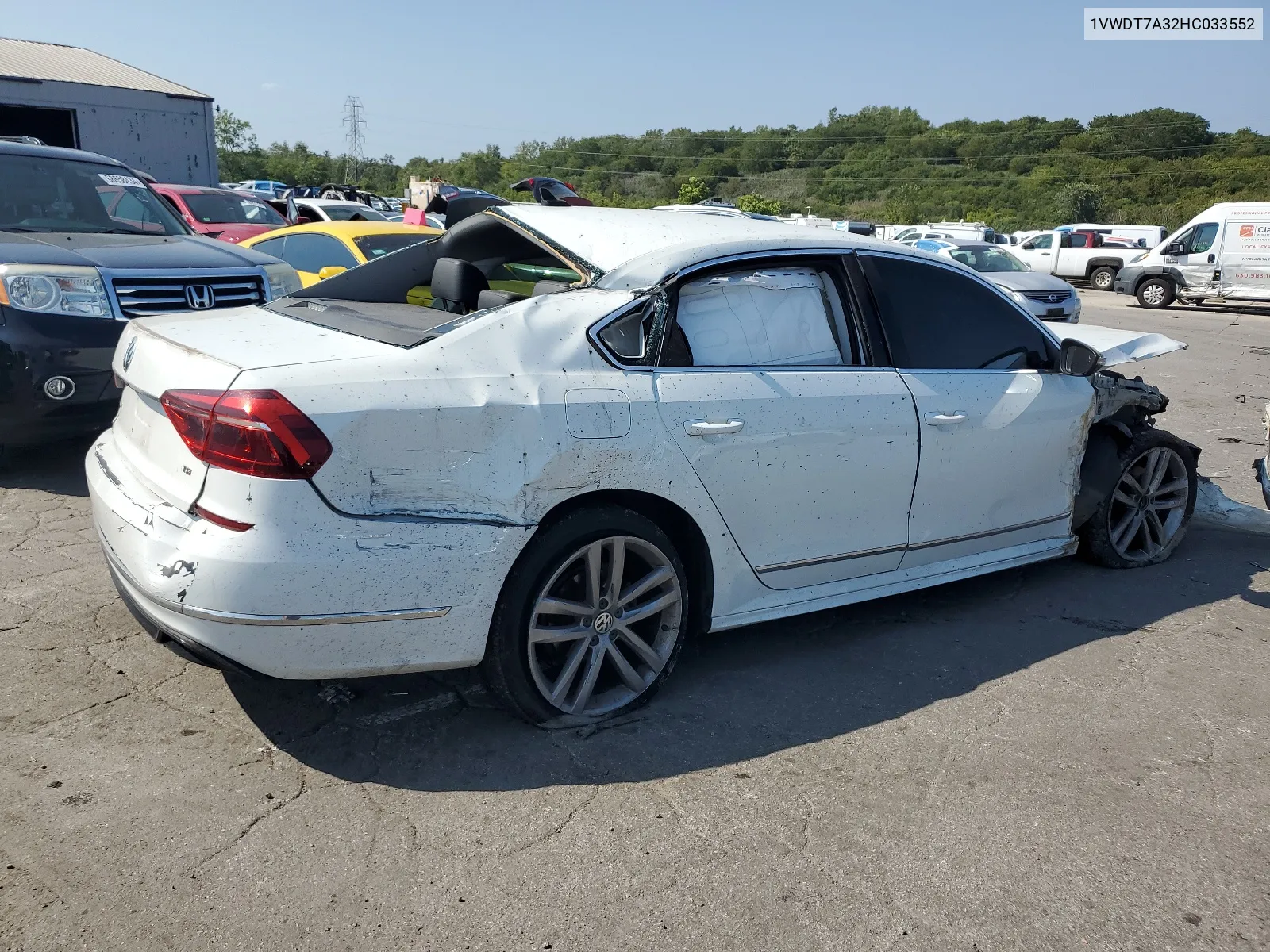 2017 Volkswagen Passat R-Line VIN: 1VWDT7A32HC033552 Lot: 68854174