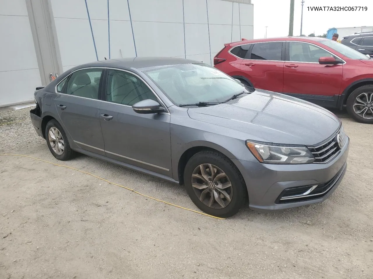 1VWAT7A32HC067719 2017 Volkswagen Passat S