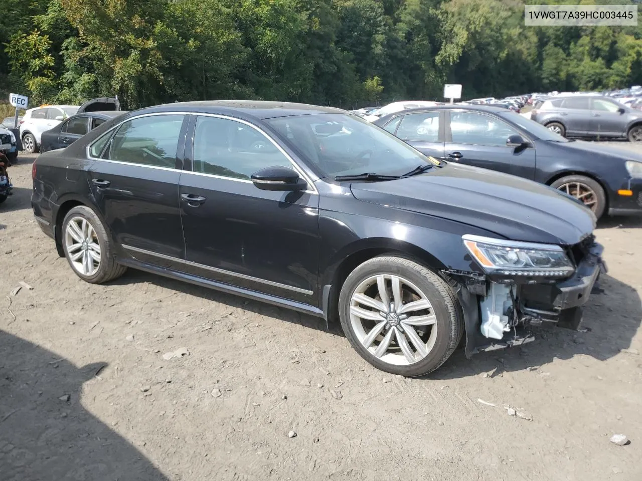 1VWGT7A39HC003445 2017 Volkswagen Passat Se