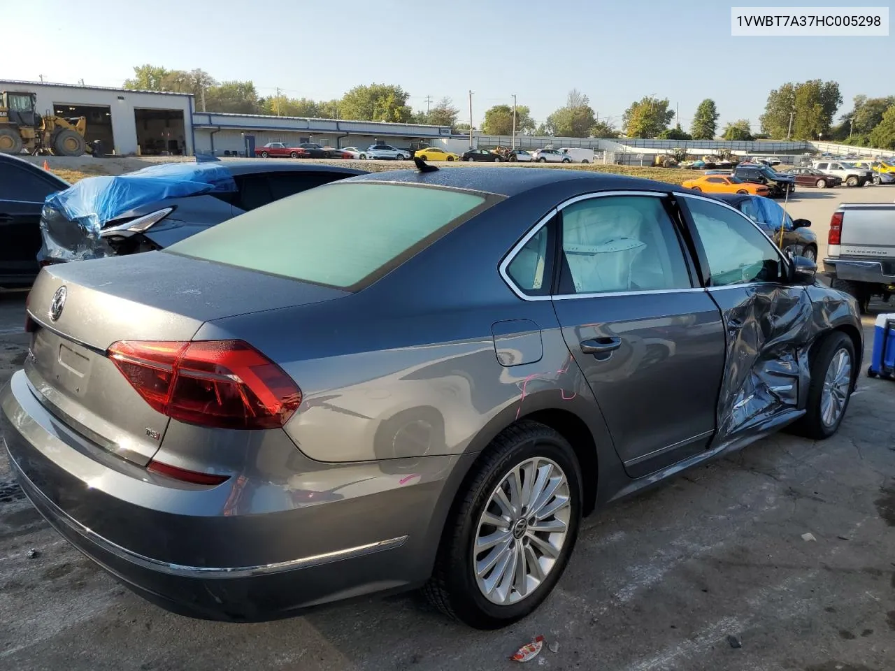 1VWBT7A37HC005298 2017 Volkswagen Passat Se