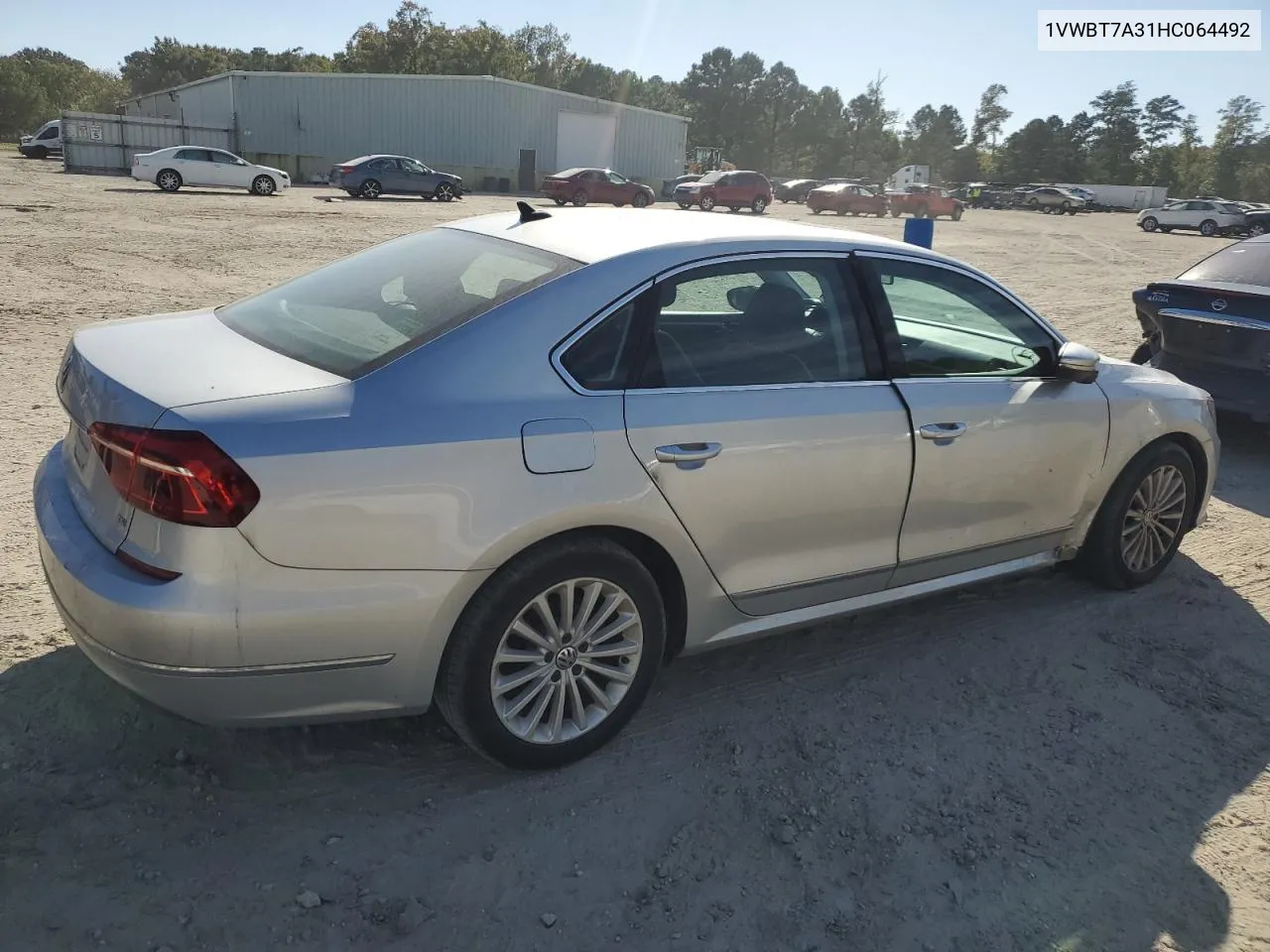 2017 Volkswagen Passat Se VIN: 1VWBT7A31HC064492 Lot: 76022604